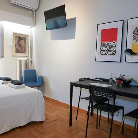 Comfy Studio Apartment Very Close To City Centre Ateny Zewnętrze zdjęcie